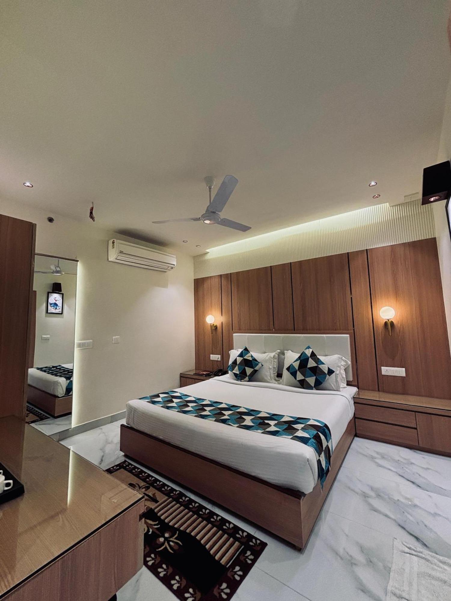 Taj Inn Hotel Agra Kültér fotó